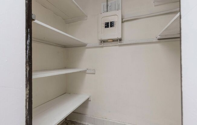 1 bed, 1 bath, 900 sqft, $950, Unit #30