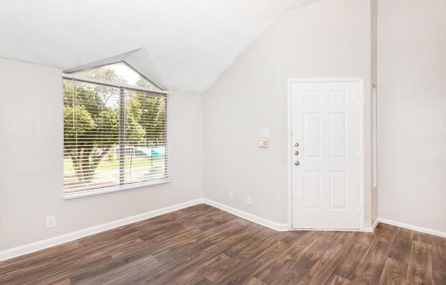 1 bed, 1 bath, 500 sqft, $880