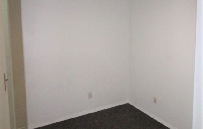 1 bed, 1 bath, $900