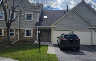 162 STIRLING LN