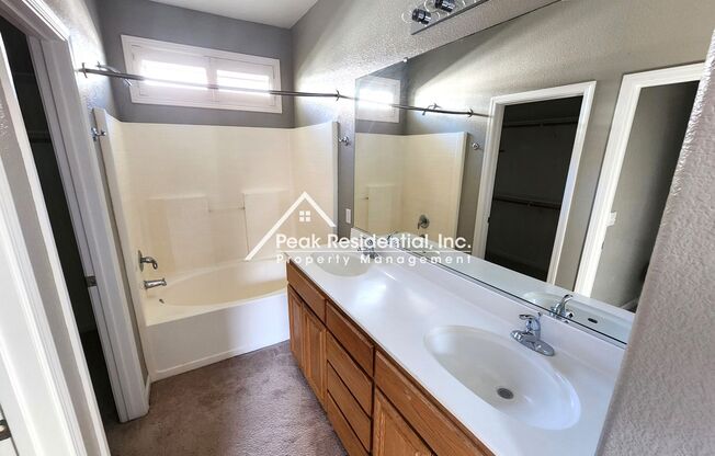 3 beds, 2 baths, $2,595