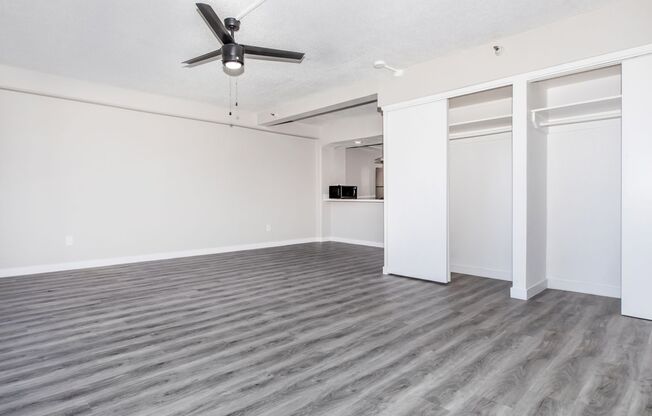 Studio, 1 bath, 593 sqft, $1,099, Unit 7H