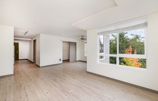 1 bed, 1 bath, $1,645, Unit Unit B204