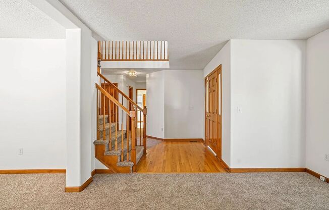 BEAUTIFUL 4 Bed 3 Bath Single Family Home in Superior