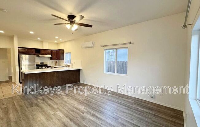 4674 IOWA ST