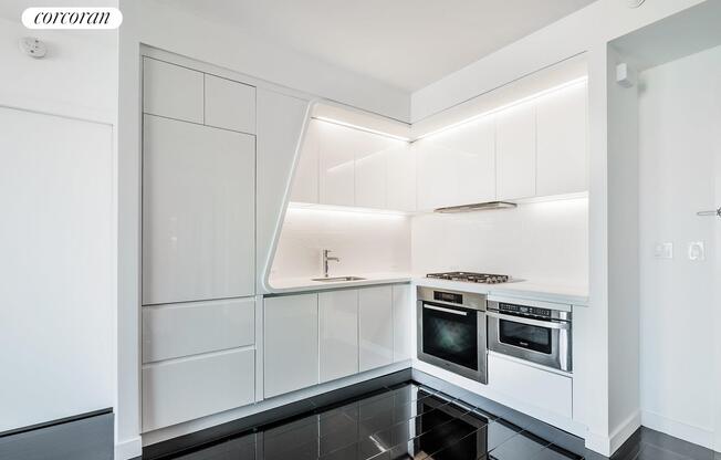 2 beds, 2 baths, 1,100 sqft, $8,000, Unit 53D