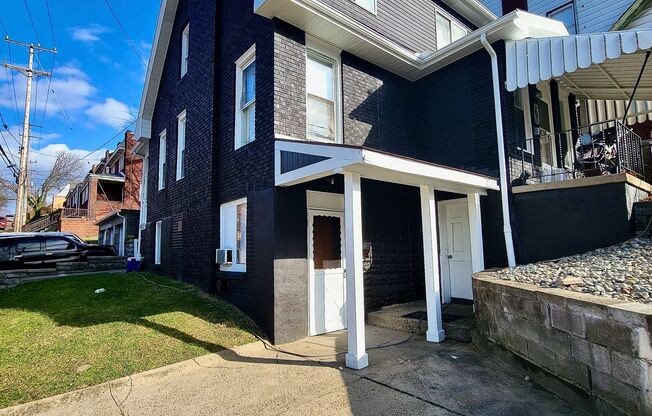 *** Beautiful Dormont Apartment * Spacious & Renovated * Walk to the T * Pet Friendly * Available Now ***