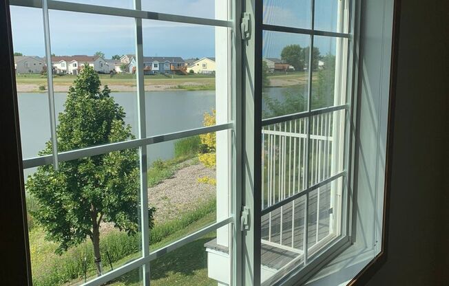 2 beds, 2 baths, 982 sqft, $1,245, Unit 615-210