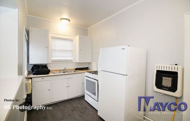 1 bedroom duplex apartment in Highland!