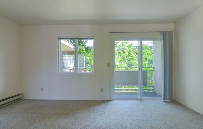 2 beds, 1 bath, $1,550, Unit 10