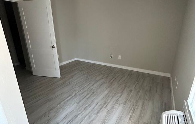 Welcome to Cleveland St Apartments.