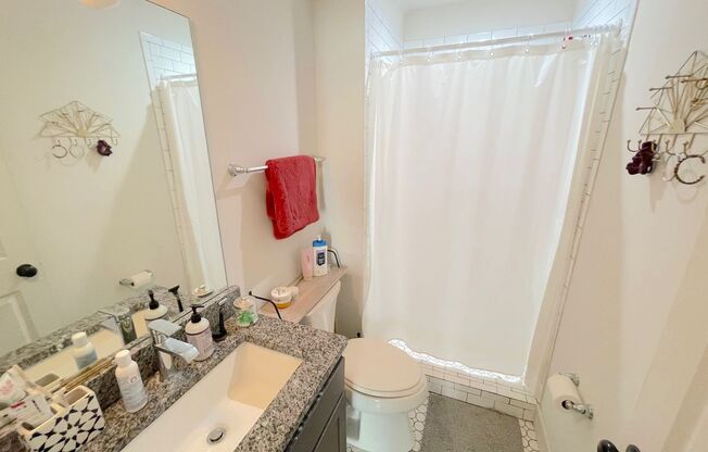 2 beds, 2 baths, 1,066 sqft, $2,100, Unit Unit A