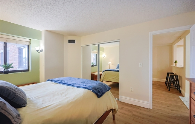 1 bed, 1 bath, 709 sqft, $2,900, Unit 212