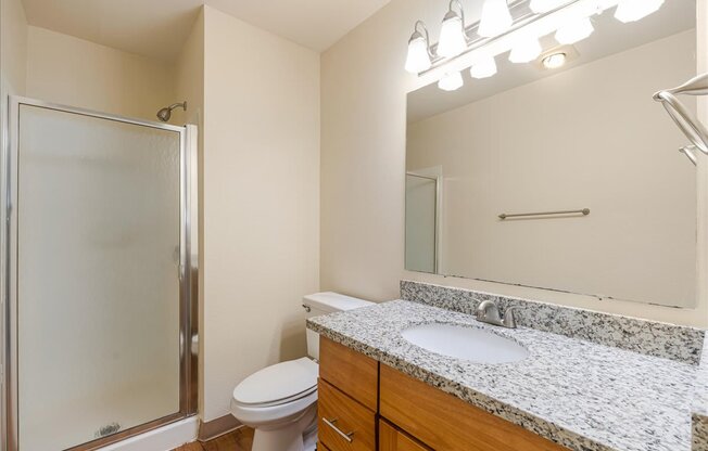 Cascade Woods bathroom