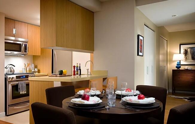 1 bed, 1 bath, $5,595, Unit 723