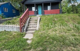 Beautiful 3 Bedroom 2 Bathroom in Kansas City!