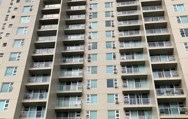 1 bed, 1 bath, $1,950