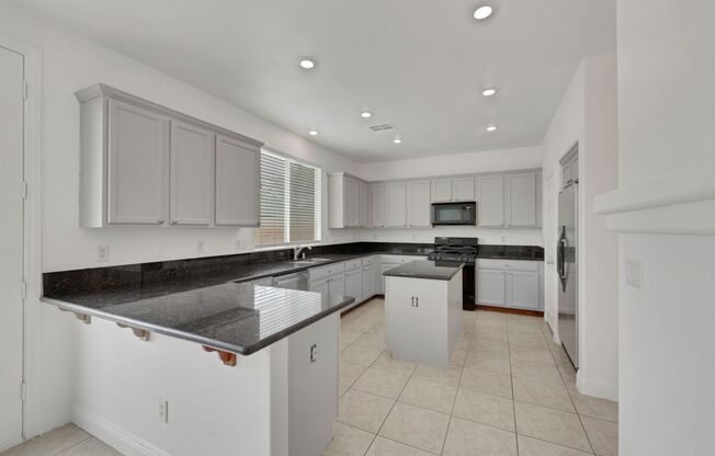 Gorgeous 3 bed plus a loft
