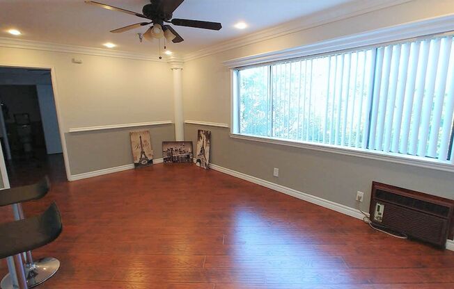 2 beds, 2 baths, 910 sqft, $2,650, Unit 205