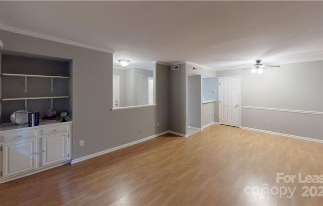 2 beds, 2.5 baths, $1,700