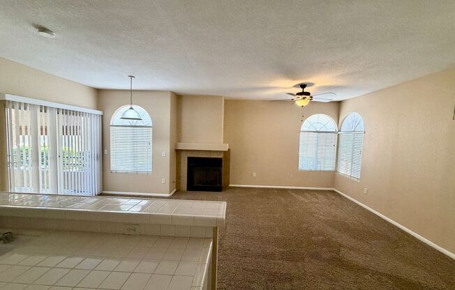 2 beds, 2 baths, $1,525, Unit # 515