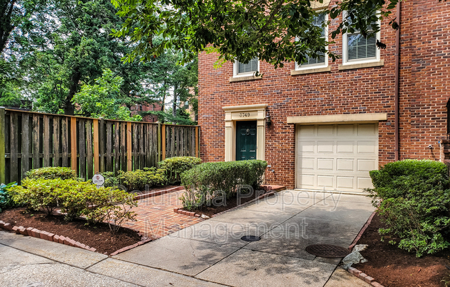 3749 Winfield Lane NW
