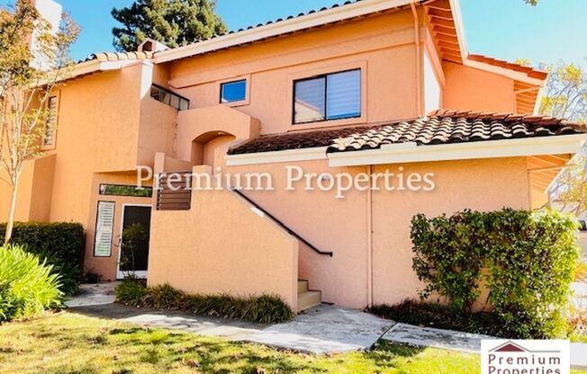 Beautiful 2BD/2BA Condo Unit in the Gated Community of Lakemont at Canyon Lakes- San Ramon