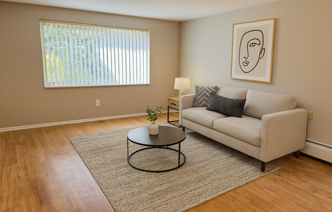 Jefferson Park Apartments – Studio, 1 & 2 Bedroom Homes in Denver’s Jefferson Park Neighborhood & Designated Parking!!