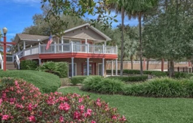 2 beds, 1 bath, 950 sqft, $1,050, Unit A-109