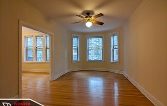 550 W Aldine Ave