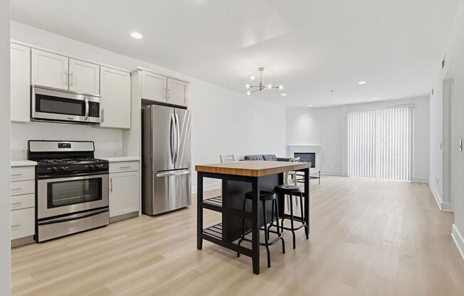 2 beds, 2 baths, 1,127 sqft, $3,500, Unit 208