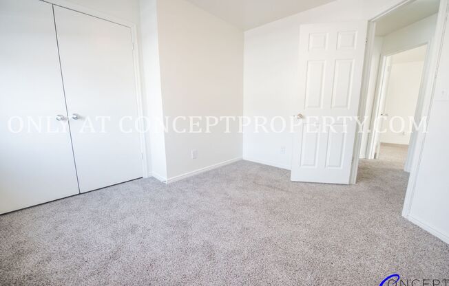 3 beds, 2 baths, 1,350 sqft, $1,899, Unit 4060