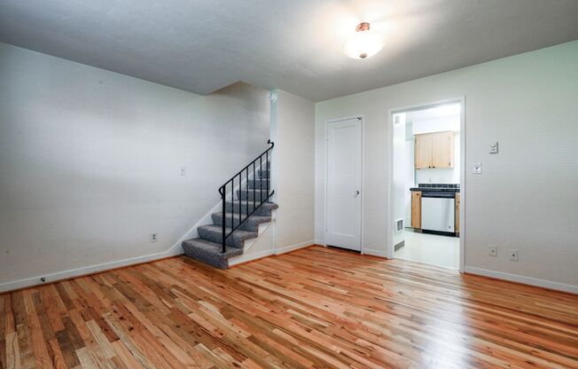 1 bed, 1 bath, $1,700, Unit 085