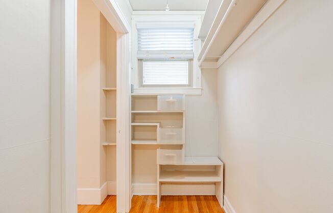 1 bed, 1 bath, 515 sqft, $1,799, Unit 212
