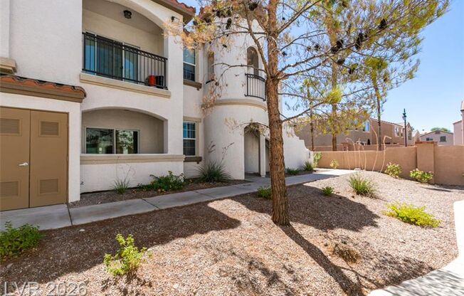 3-Bedroom Henderson Condo with Private Balcony & Garage