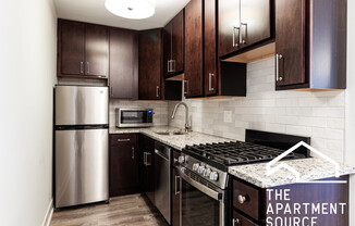 445 W Barry Ave