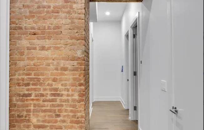 3 beds, 2 baths, $9,995, Unit 3I