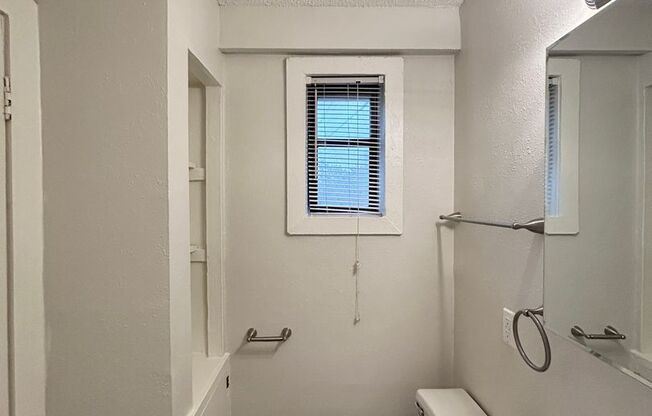 1 bed, 1 bath, $825, Unit SC517