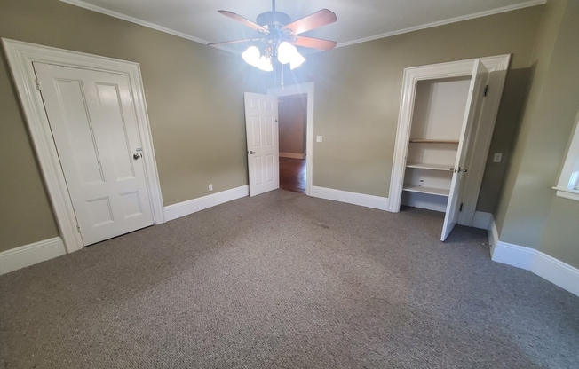 3 beds, 1 bath, 1,200 sqft, $3,200, Unit 1