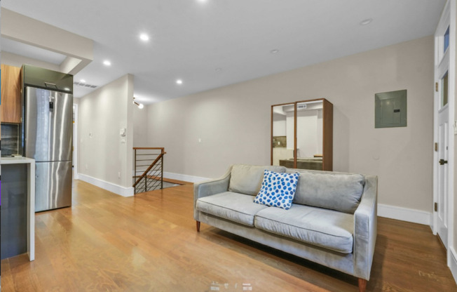 Spacious 2BR Suplex with  Private  Outdoor Space  in Prime Bed Stuy