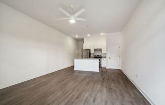 1 bed, 1 bath, $975, Unit Unit 4