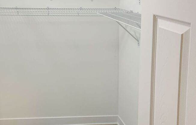 Studio, 1 bath, 435 sqft, $1,575, Unit 516-118