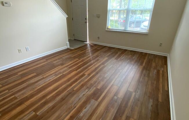 Updated 2 bedroom in fantastic location near Duke Med Center, on busline & convenient to many local amenities!