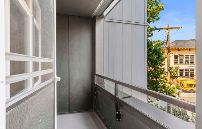 1 bed, 1 bath, 634 sqft, $2,345, Unit 306