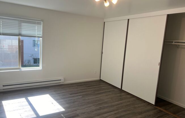 1 bed, 1 bath, 600 sqft, $1,595, Unit Unit 205