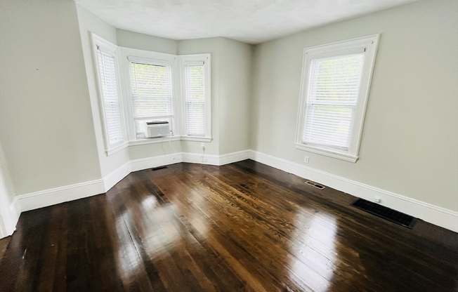 25 AUBURN ST