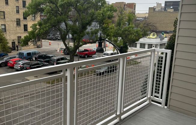 2 beds, 2 baths, 1,000 sqft, $1,595, Unit 314