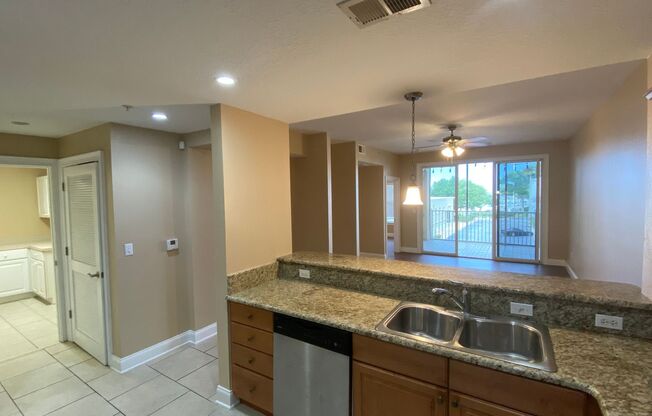 3 Bedroom, 3 Bath Condo in Gateway at Riverwalk!