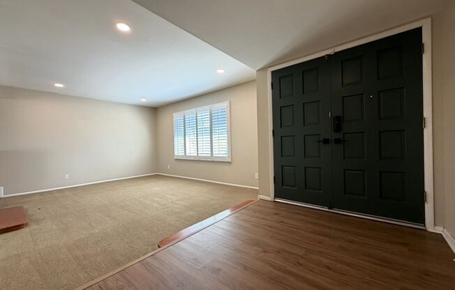 SCOTTSDALE 3 BEDROOM HOME WITH POOL ON CULDESAC LOT***CLOSE TO OLD TOWN