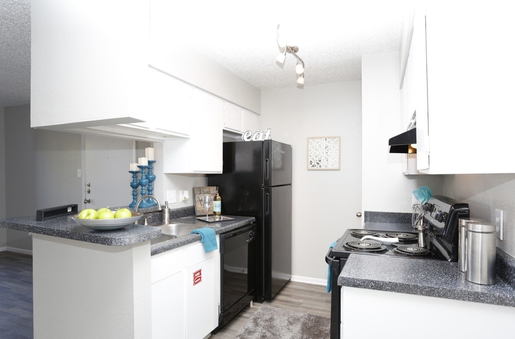 The Summit Apartments